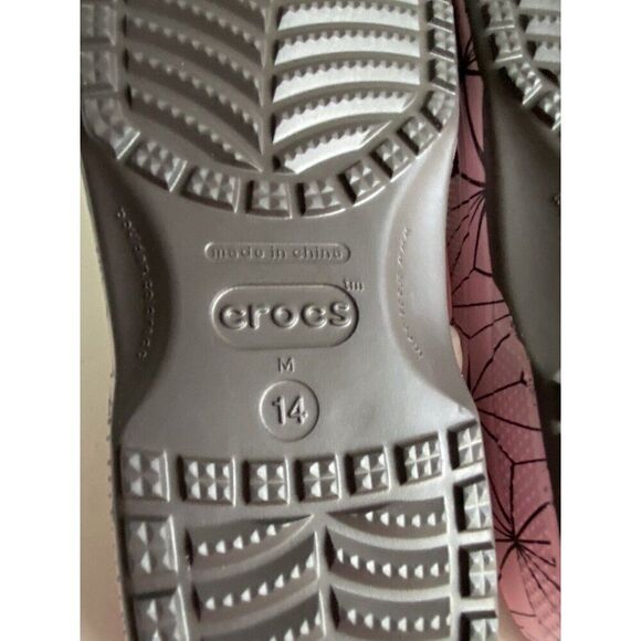 Crocs Demon Slayer‎ Nezuko Pink Anime Classic Clog 209320-206 Men’s Sz 14 NEW main image 11